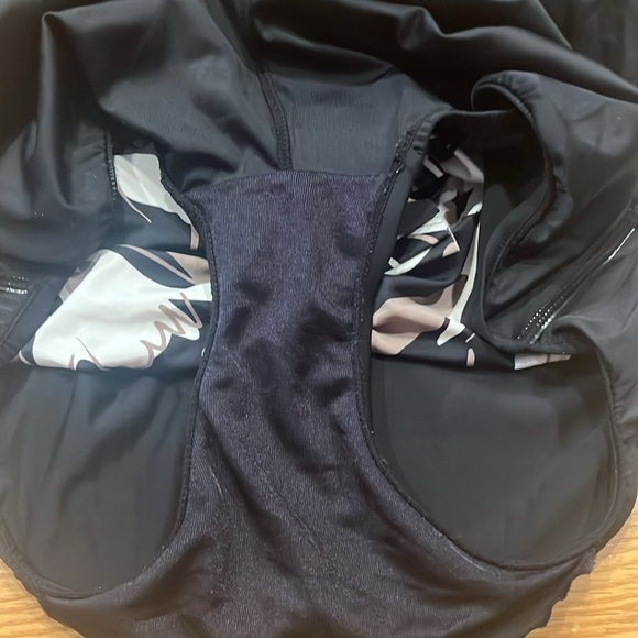 Inc International Concepts women’s floral one piece swimsuit size 18W. - Picture 9 of 9